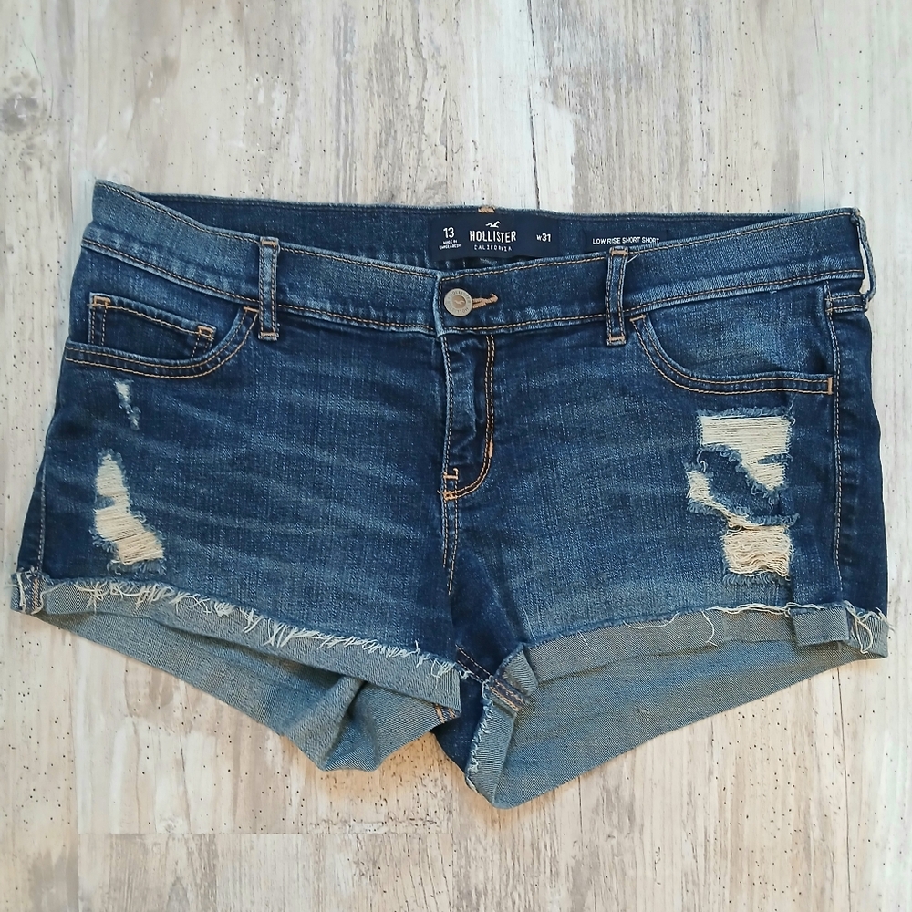 Hollister Women’s Size 13 Low-Rise Ripped Denim Short Shorts
